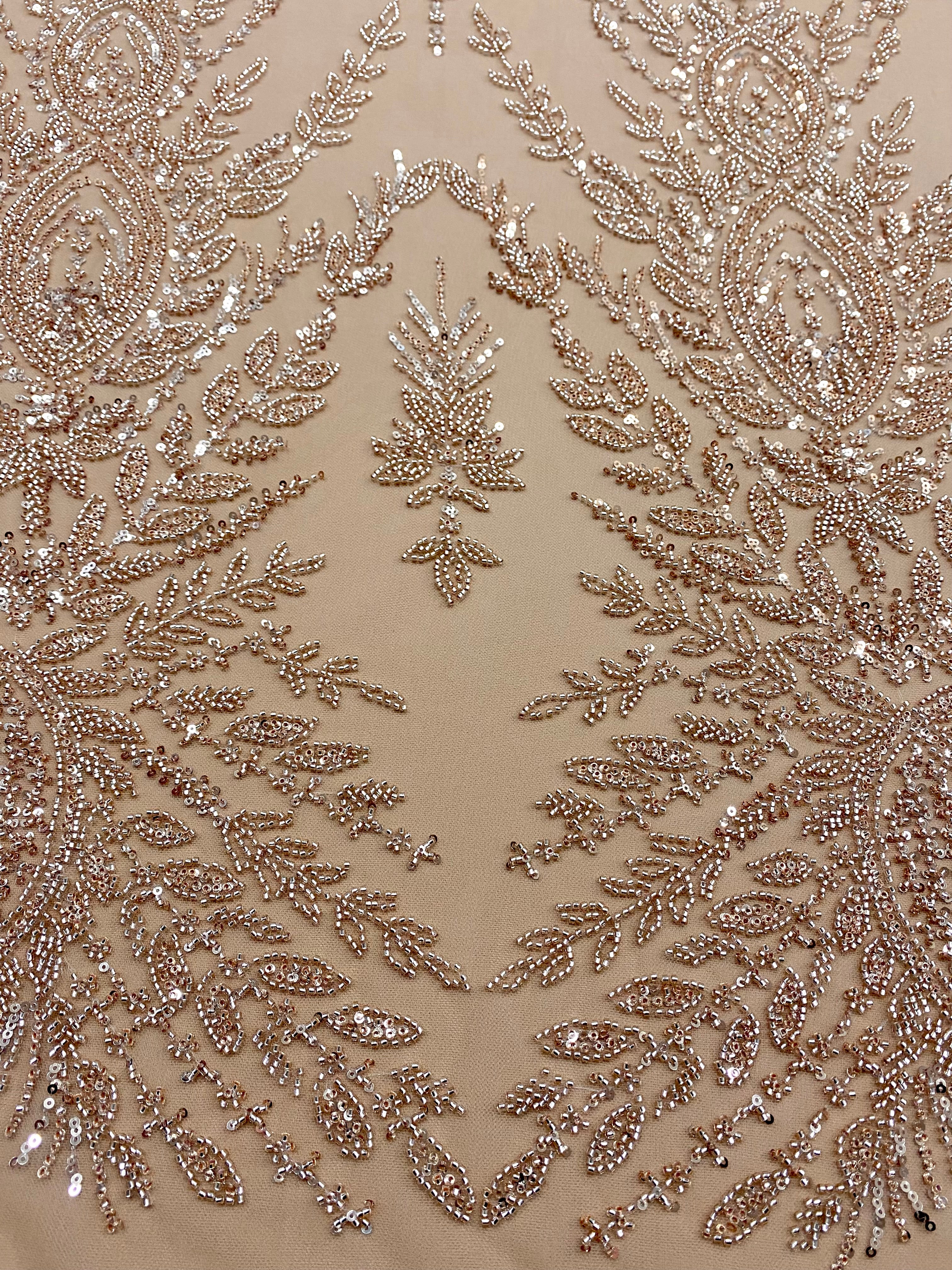 Dantela Couture Arany Rose Szimmetrikus Mintával, Gyöngyökkel és Flitterekkel