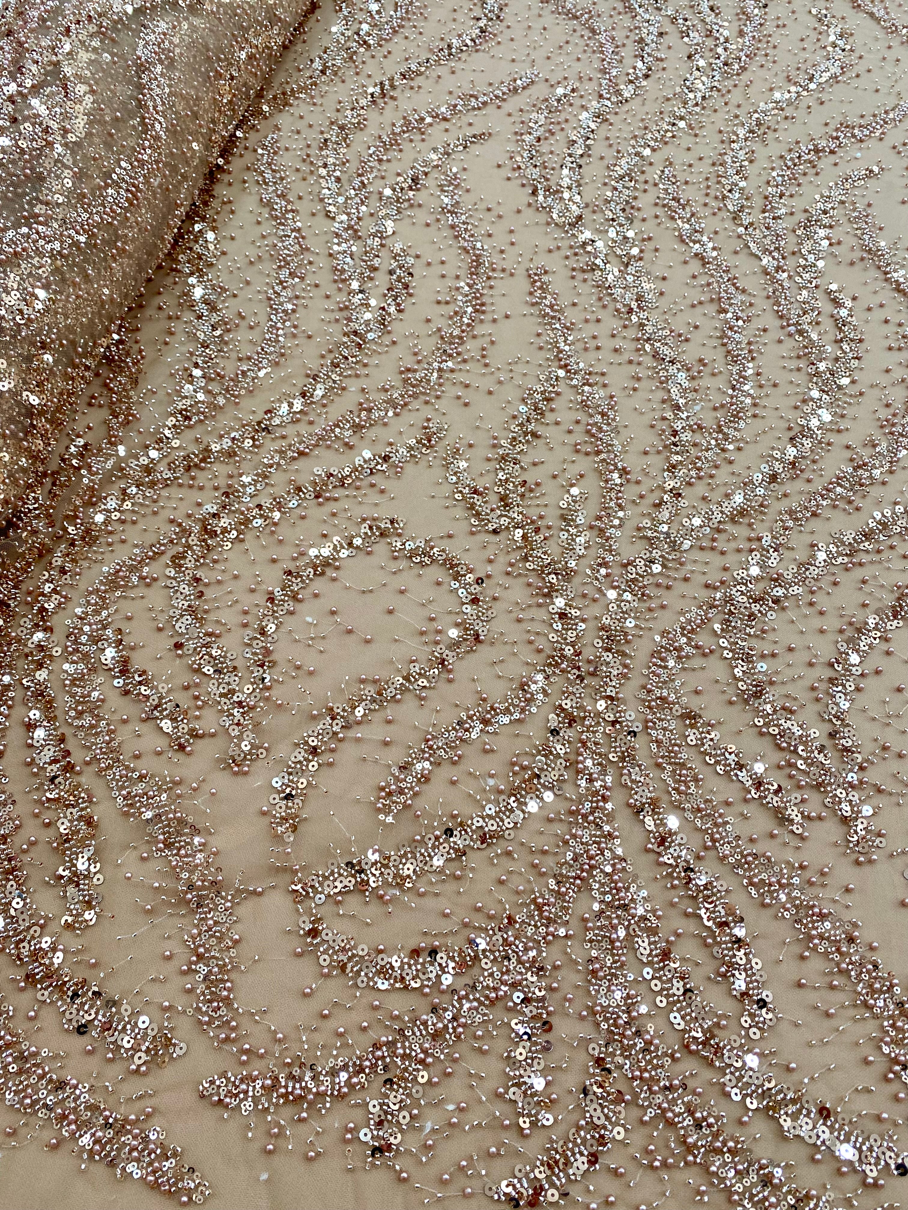 Dantela Couture Auriu Rose cu Perle, Margele si Paiete