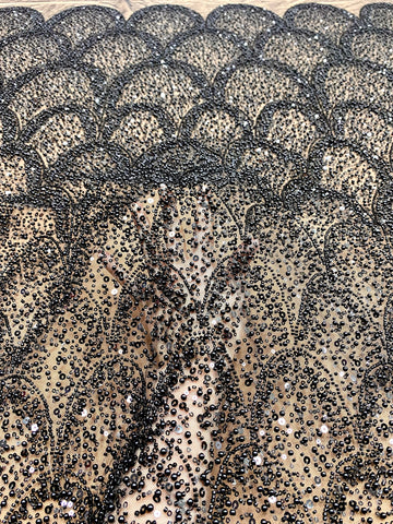 Dantela Couture Neagra cu Model Geometric, cu Perle, Margele si Paiete