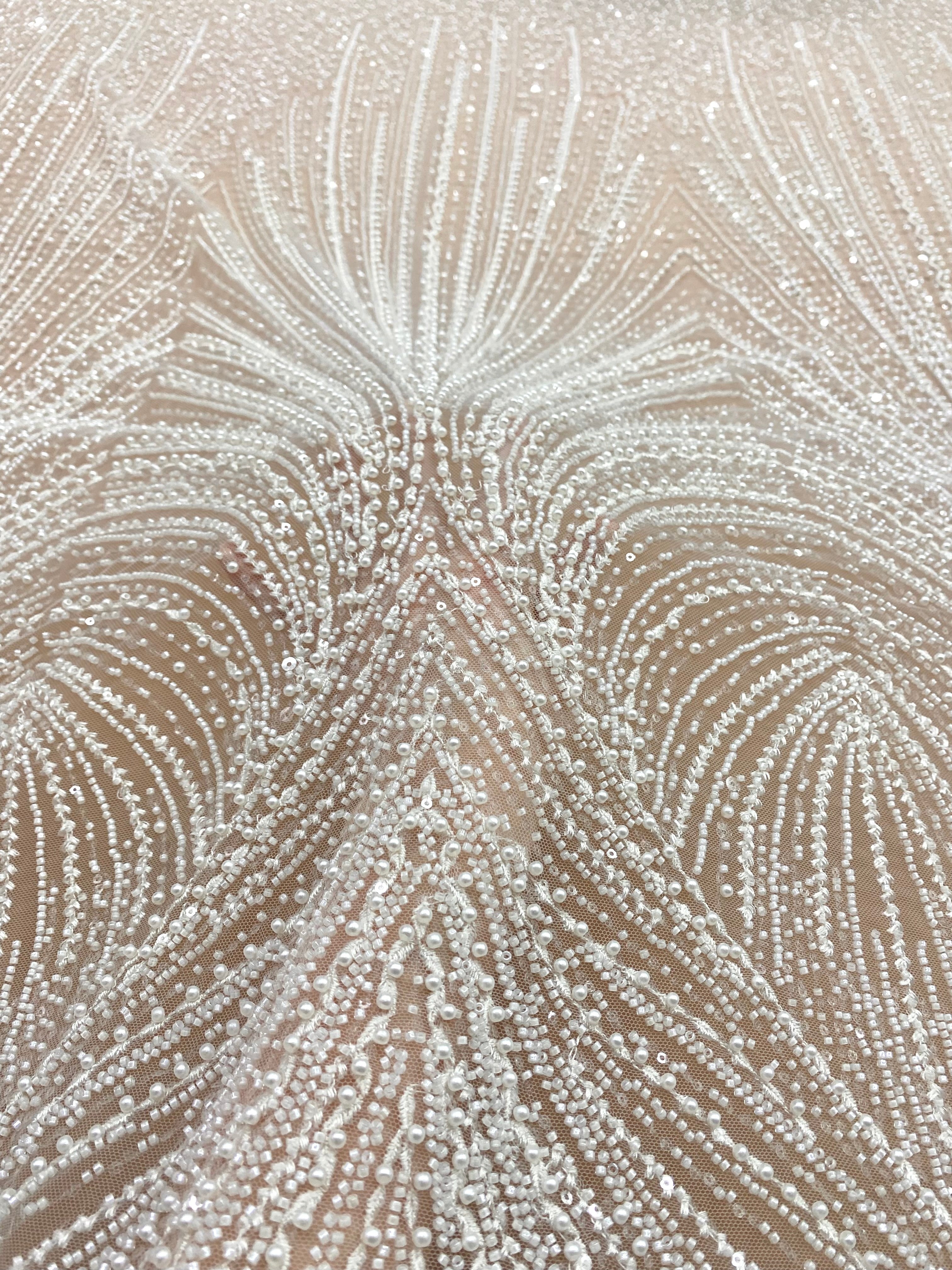 Dantela Couture Ivory cu Model Geometric, cu Perle, Margele si Paiete