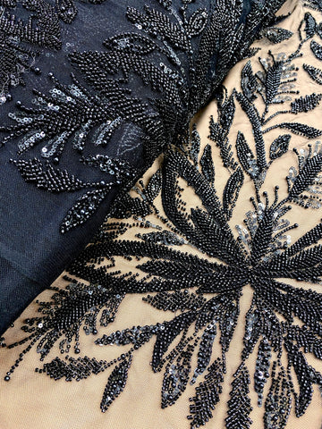 Dantela Couture Neagra cu Model Floral, cu Perle, Margele si Paiete