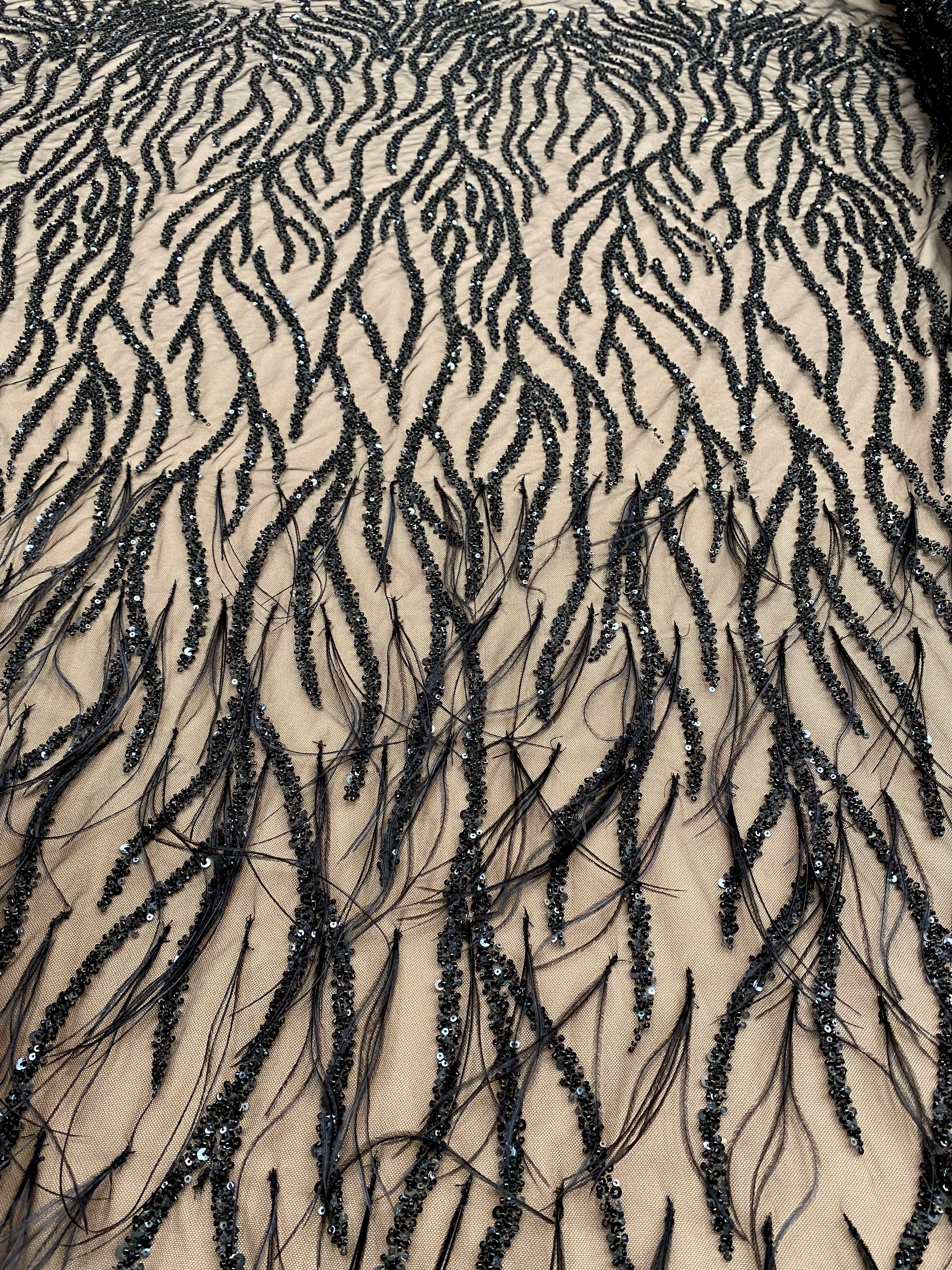 Dantela Couture Neagra cu Pene de Strut, cu Siraguri, cu Margele si Paiete