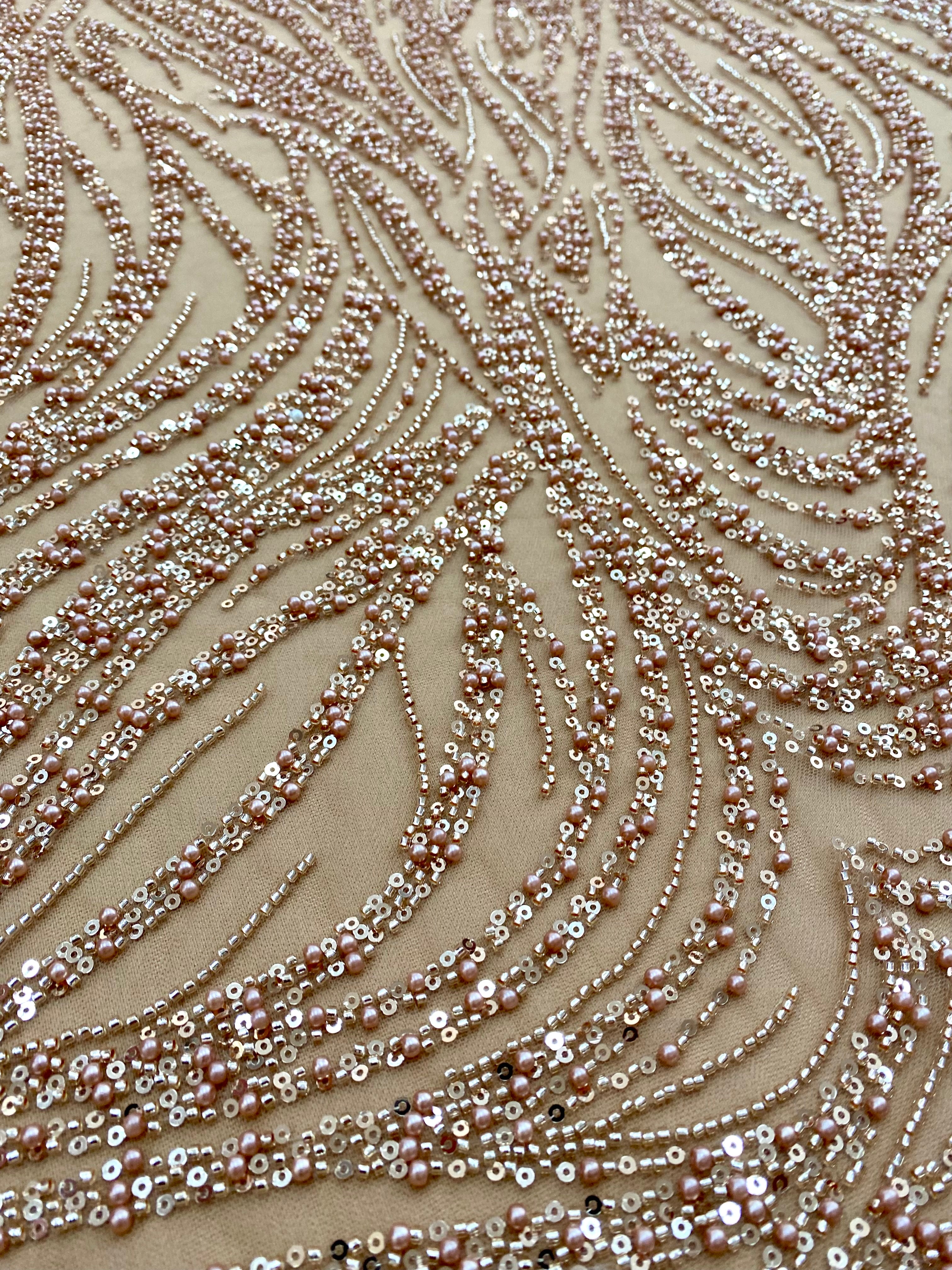Dantela Couture Auriu Rose cu Model Liniar, cu Margele si Paiete