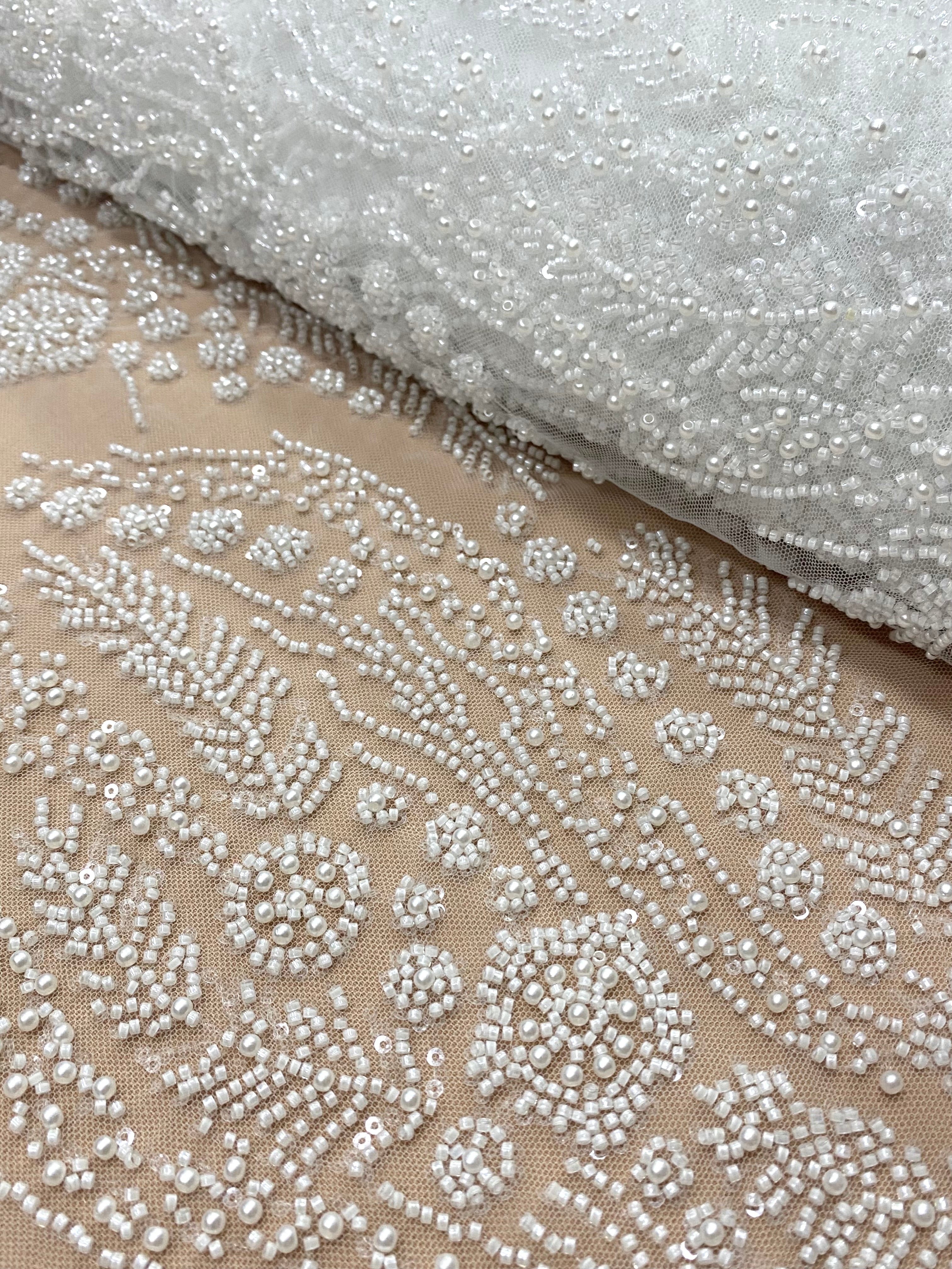 Dantela Couture Ivory cu Model Floral, Perle, Margele si Paiete