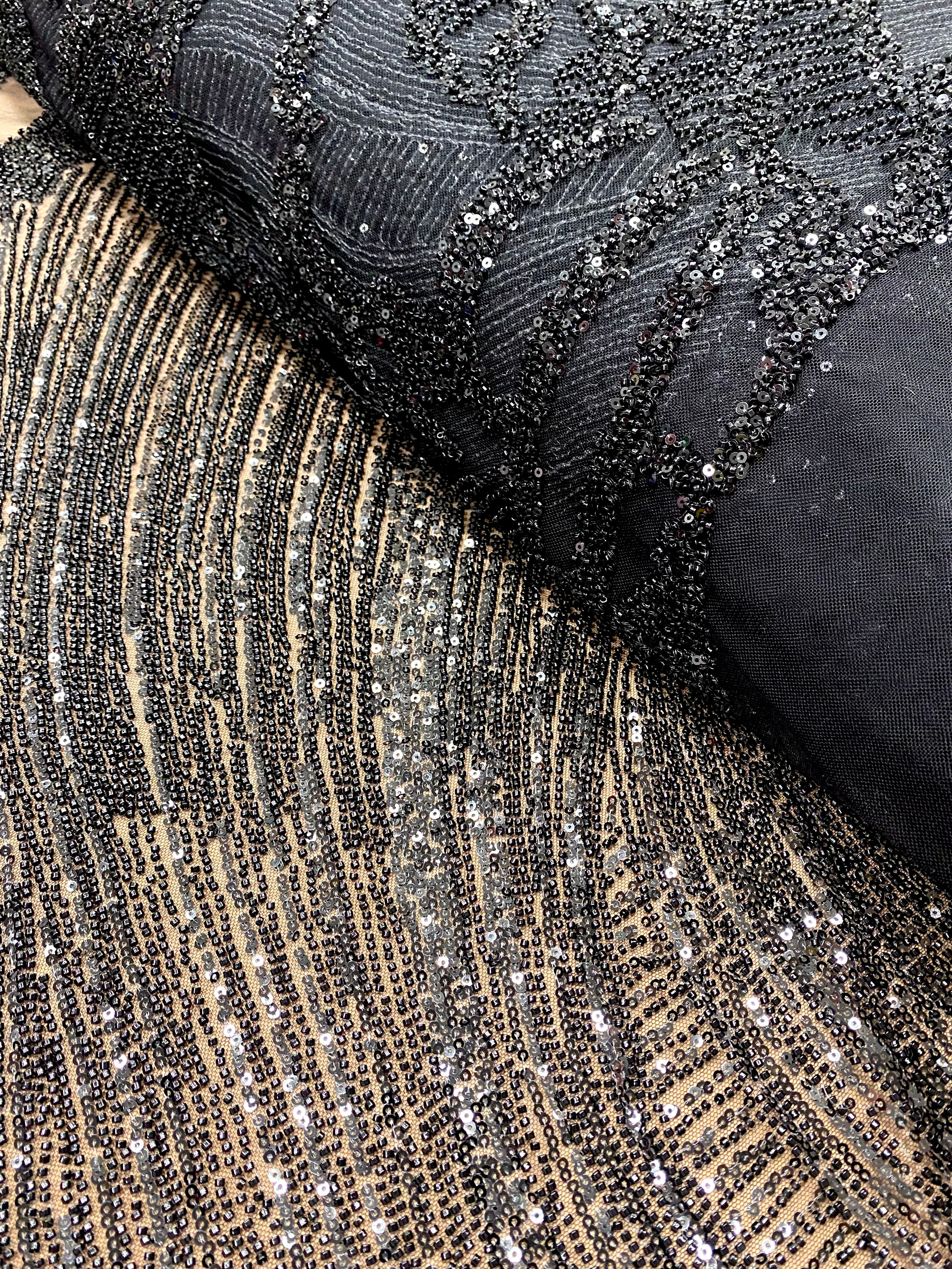 Dantela Couture Neagra cu Model Geometric, cu Margele si Paiete