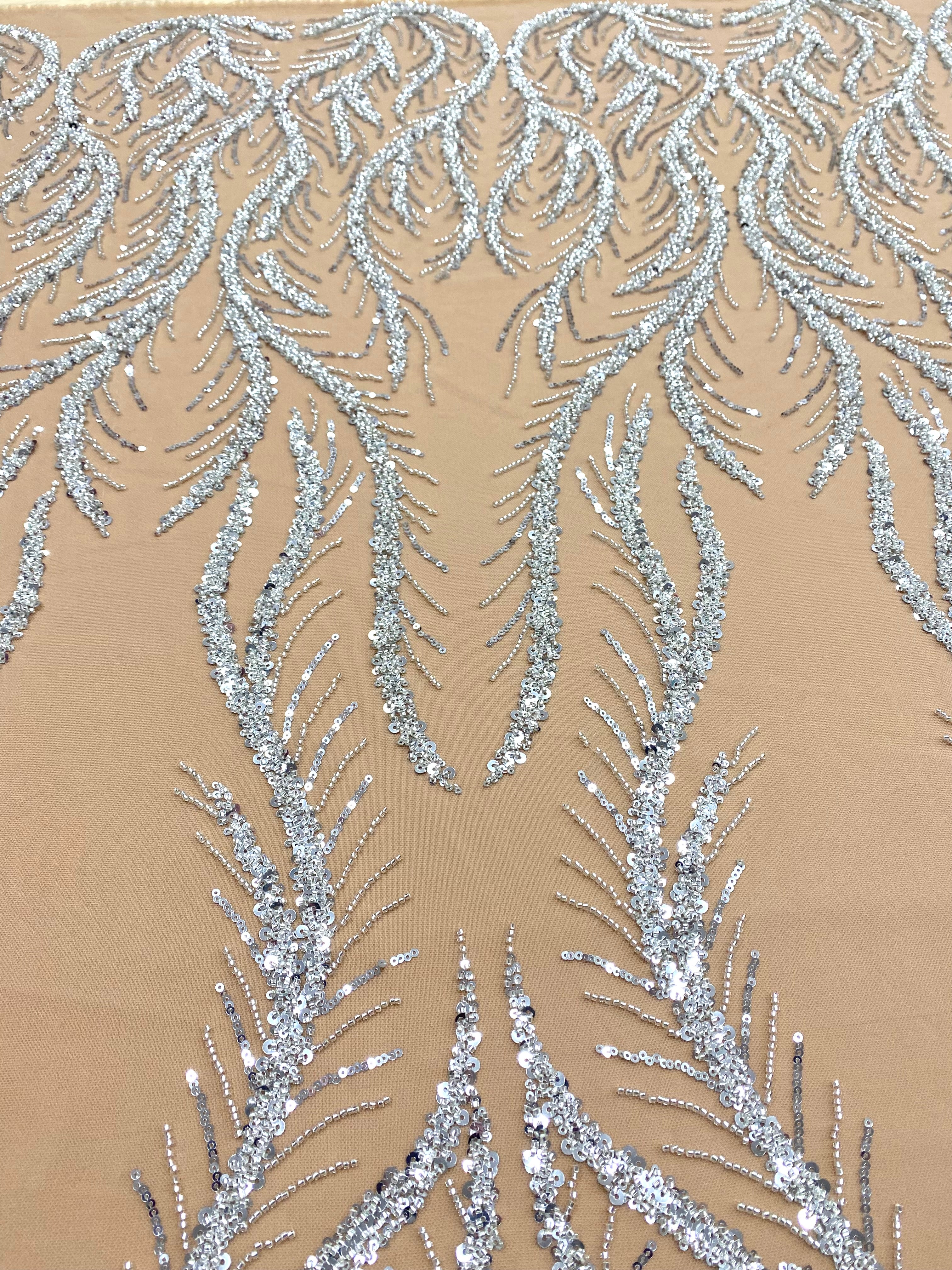 Dantela Couture Argintie pe Tulle Nude cu Panou, cu Margele si Paiete