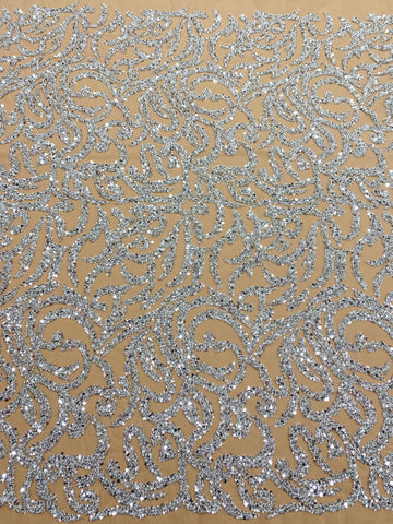 Dantela Couture Argintie pe Tulle Nude cu Margele si Paiete