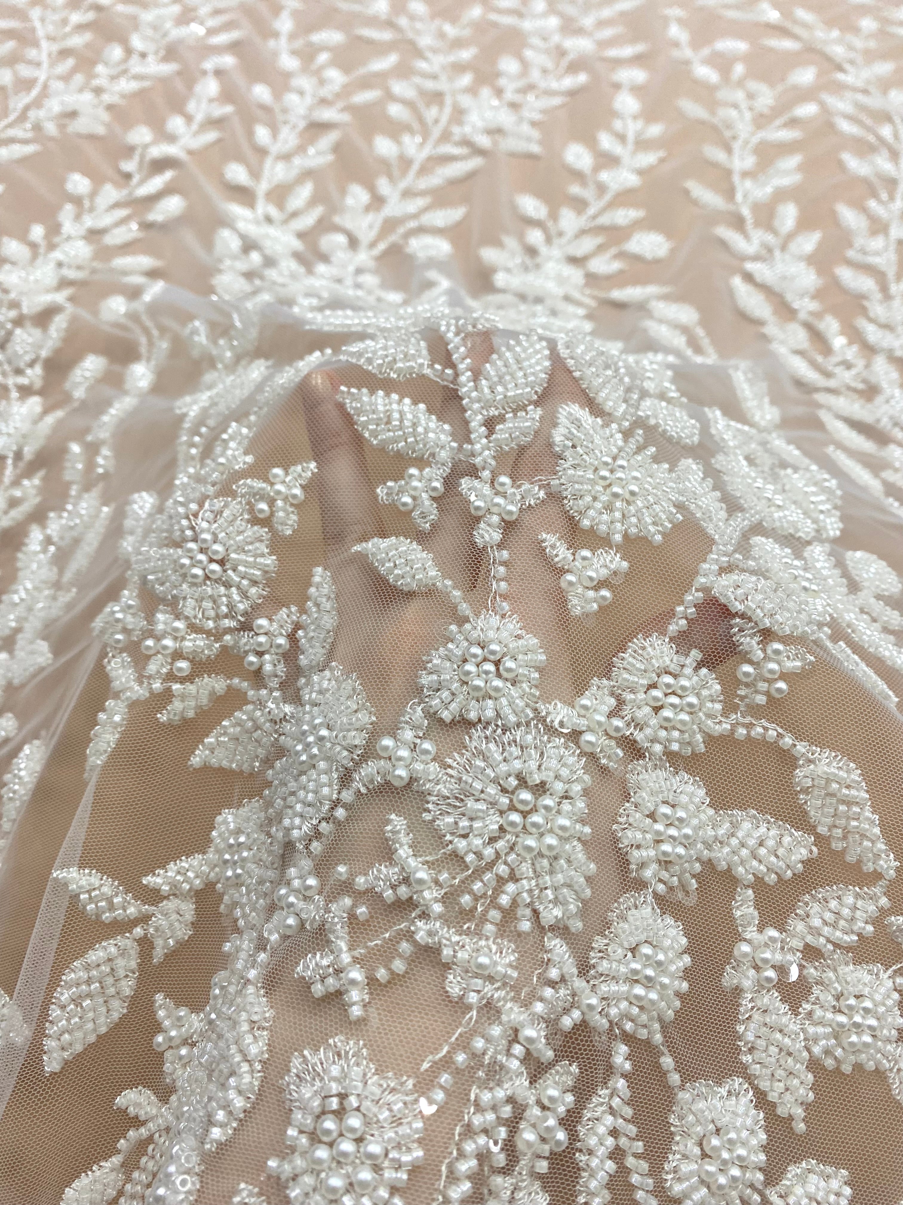 Dantela Couture Ivory cu Model Floral, Perle, Margele si Paiete