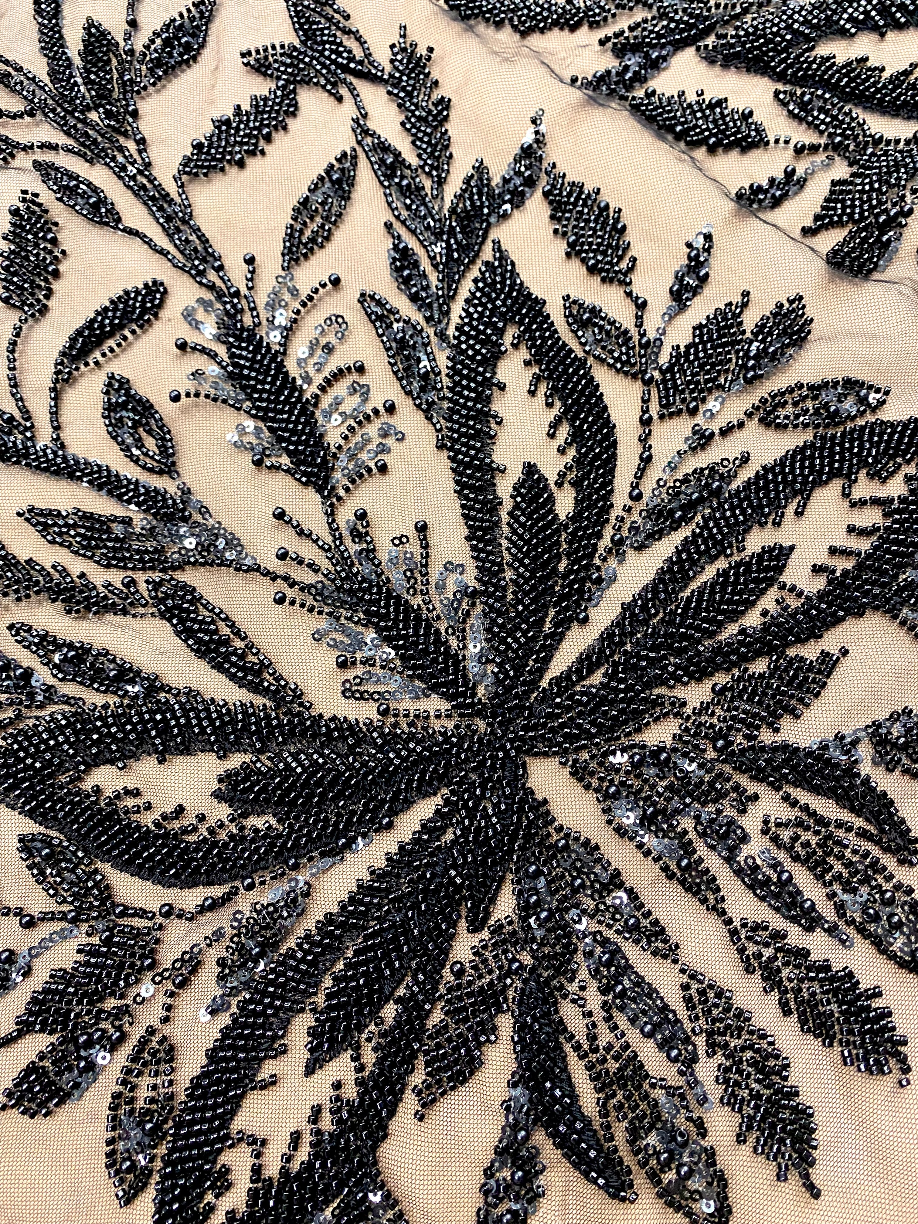 Dantela Couture Neagra cu Model Floral, cu Perle, Margele si Paiete