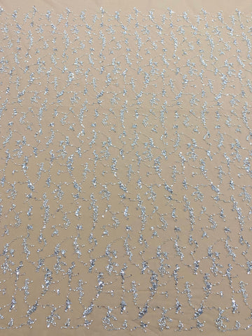 Dantela Couture Argintie pe Tulle Nude, cu Perle, Margele si Paiete