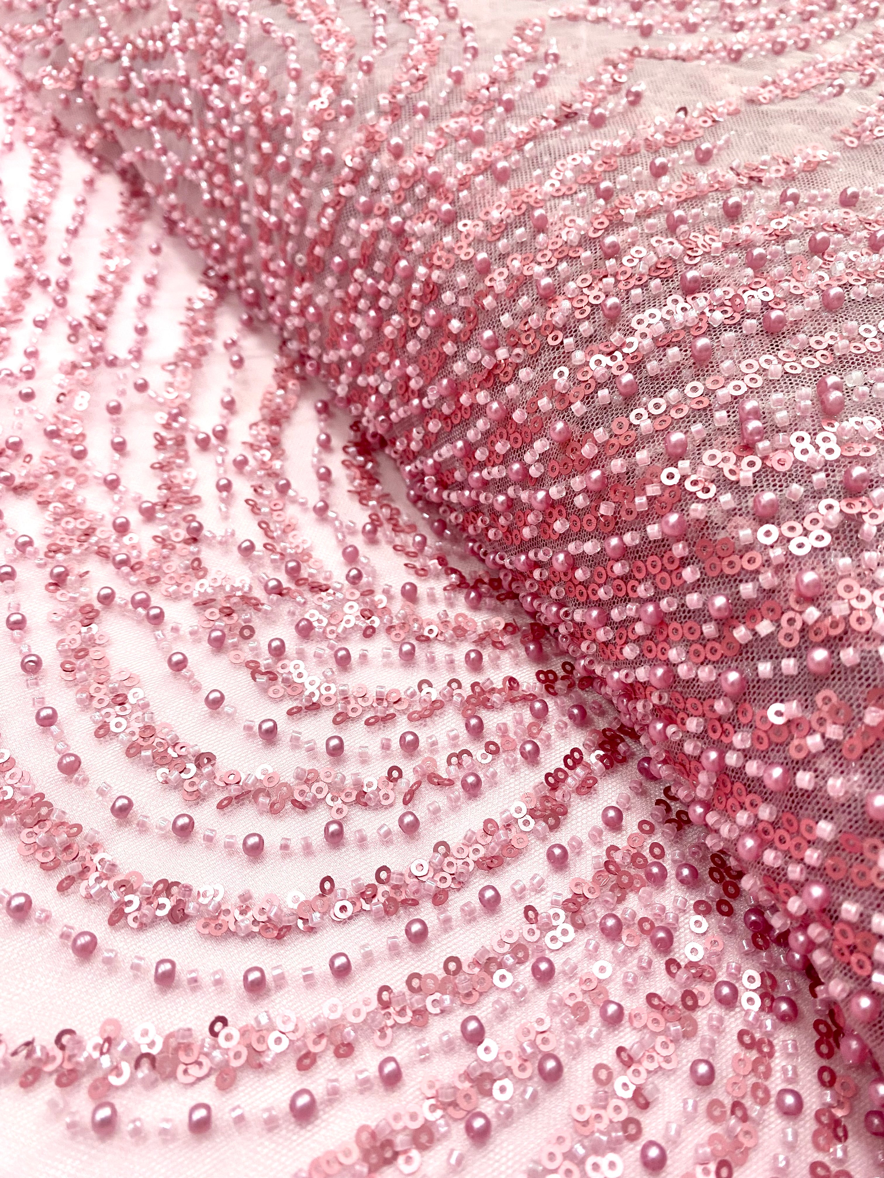 Dantela Couture Roz cu Panou, cu Perle, Margele si Paiete