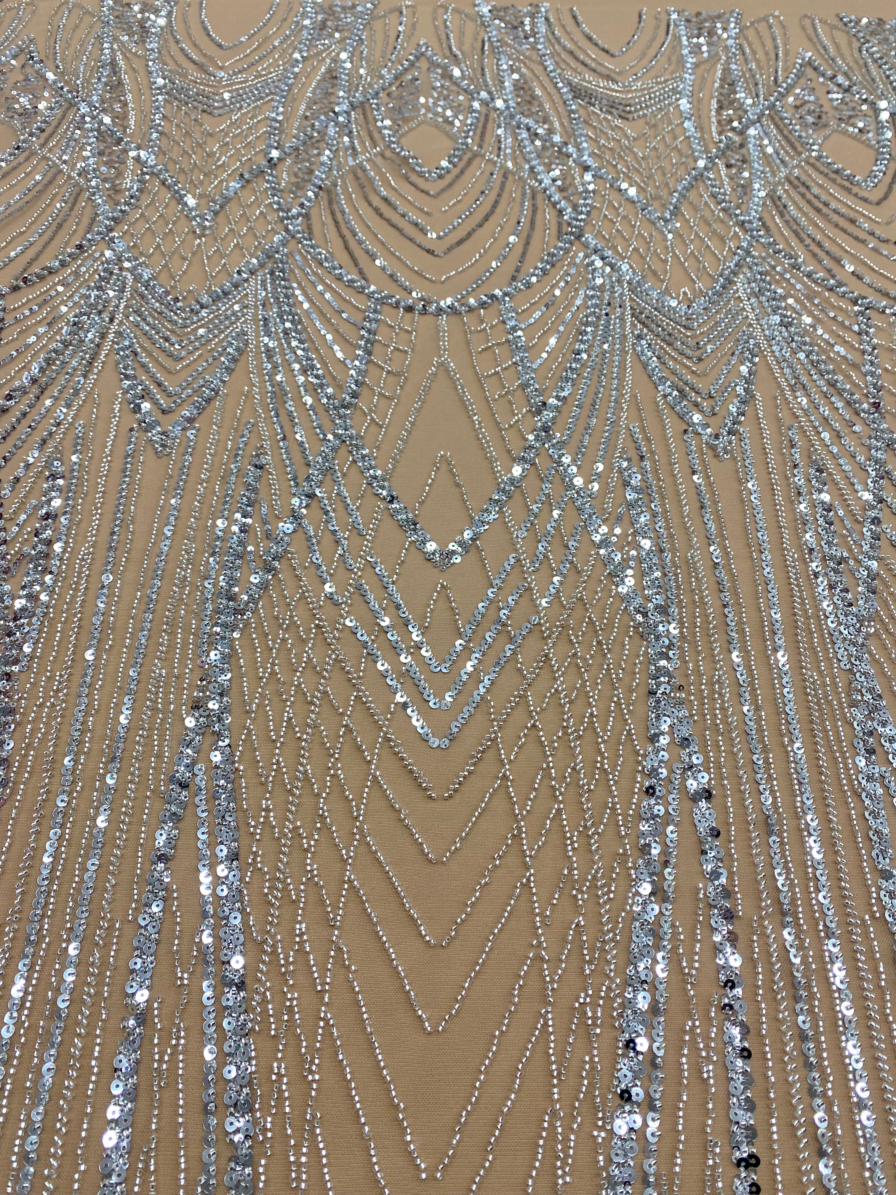 Dantela Couture Argintie pe Tulle Nude cu Panou, cu Margele si Paiete