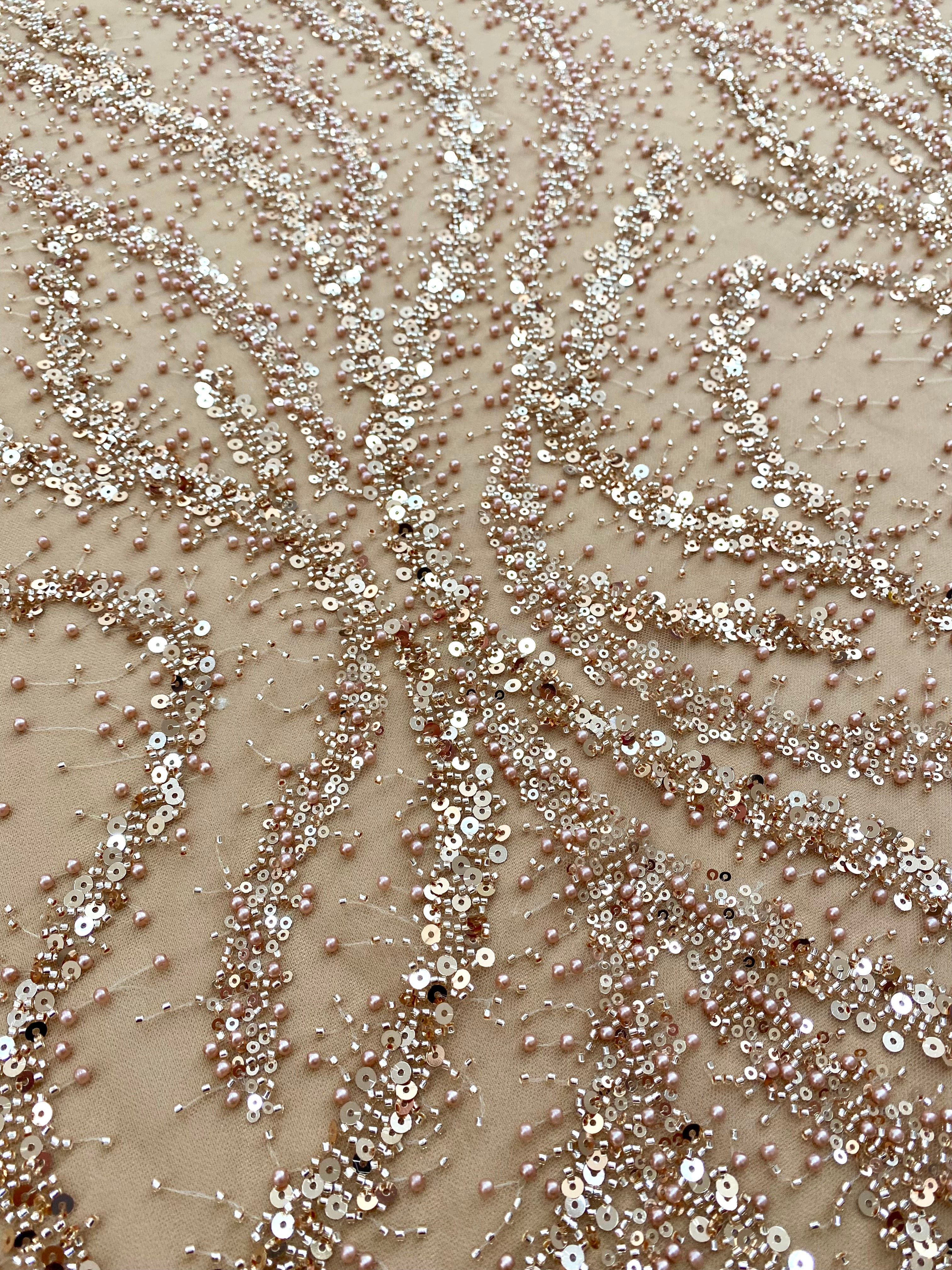 Dantela Couture Auriu Rose cu Perle, Margele si Paiete