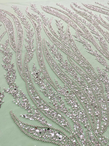 Dantela Couture Argintie pe Tulle Verde Menta cu Panou, cu Perle, Margele si Paiete