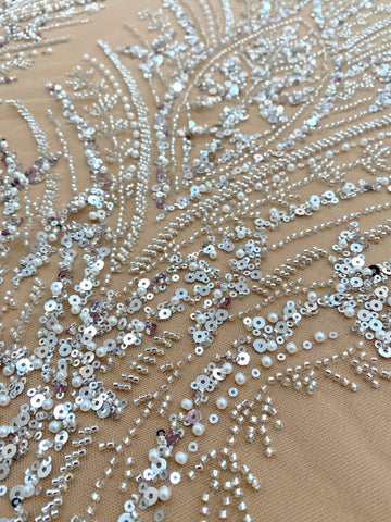 Dantela Couture Argintie cu Tulle Nude cu Panou, cu Perle, Margele si Paiete