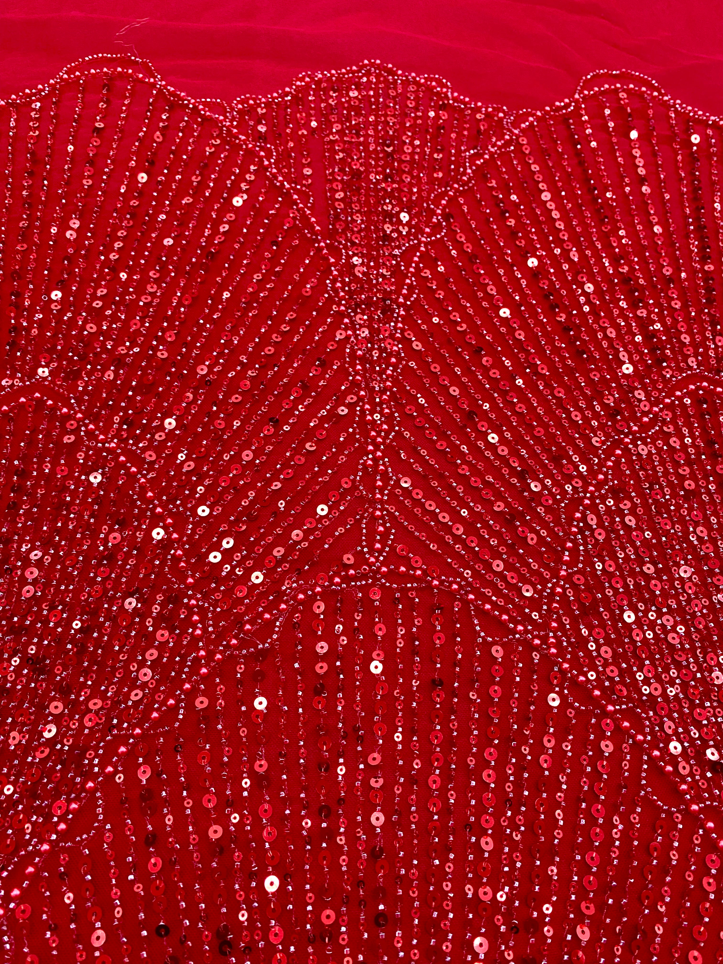 Dantela Couture Rosie cu Model Geometric, cu Perle, Margele si Paiete