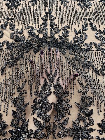 Dantela Couture Neagra cu Model Geometric, cu Perle, Margele si Paiete