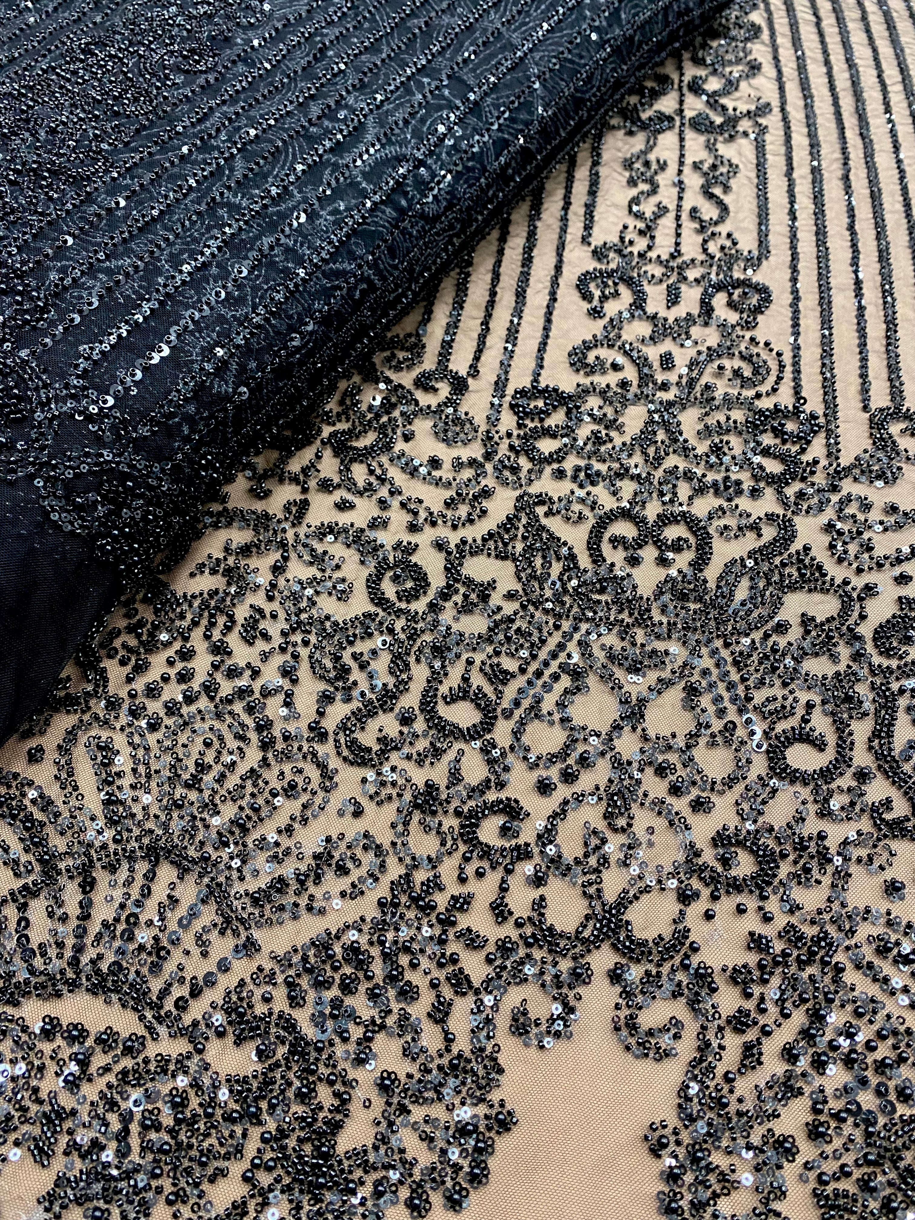 Dantela Couture Neagra cu Model Geometric, cu Perle, Margele si Paiete