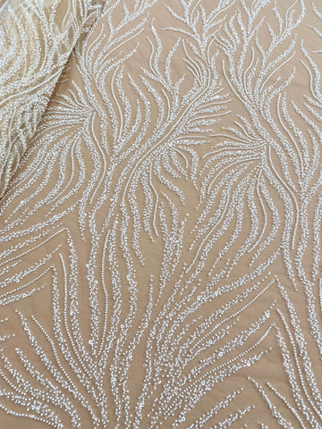 Dantela Couture Ivory cu Tulle Nude cu Siraguri, cu Margele si Paiete