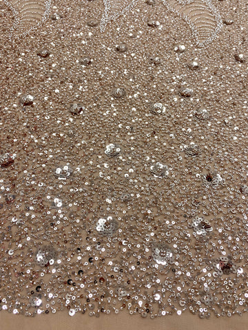 Dantela Couture Arany Rose geometriai mintával és virágokkal, gyöngyökkel és flitterekkel