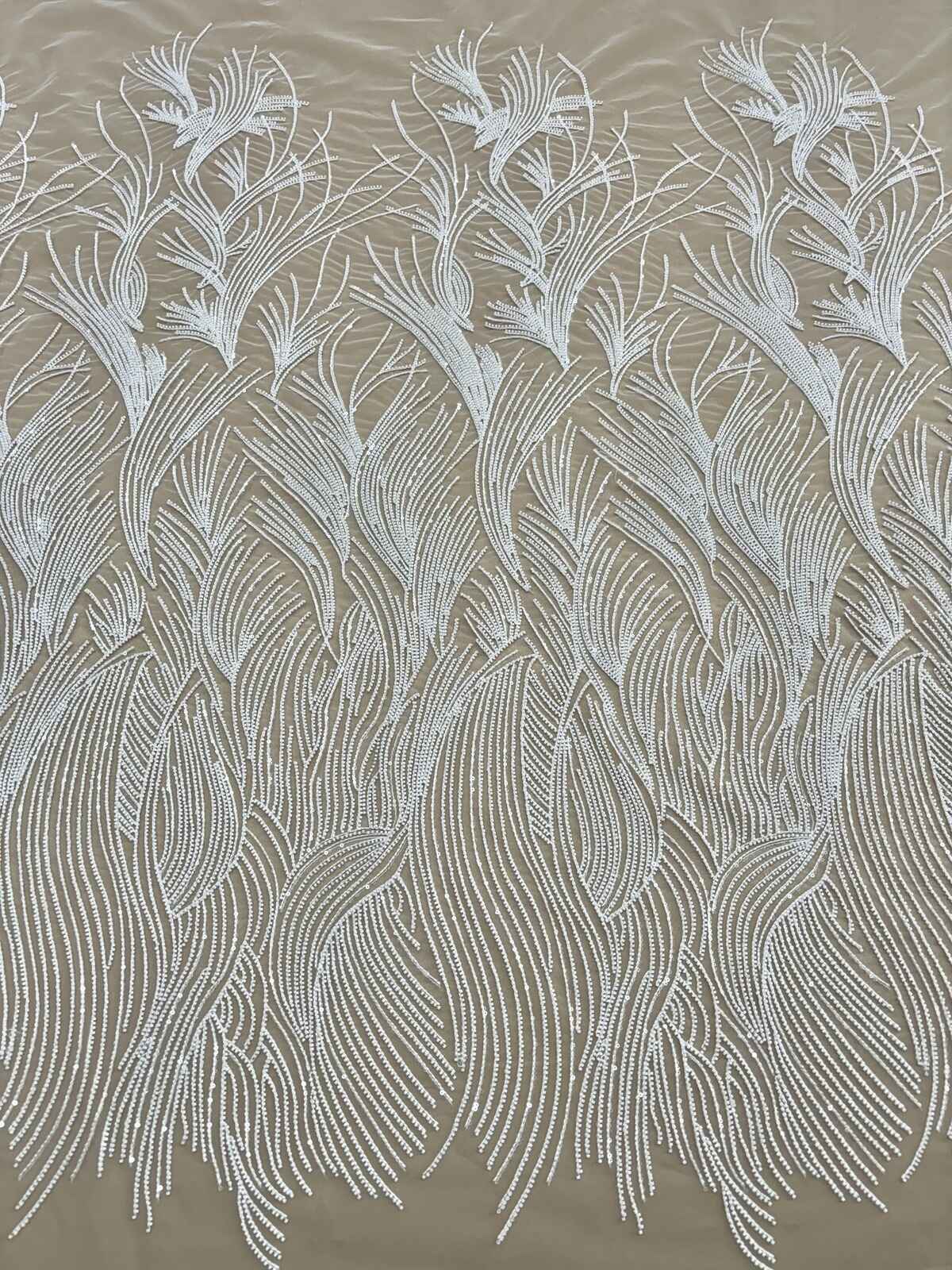 Dantela Ivory cu Siraguri, cu Margele si Paiete
