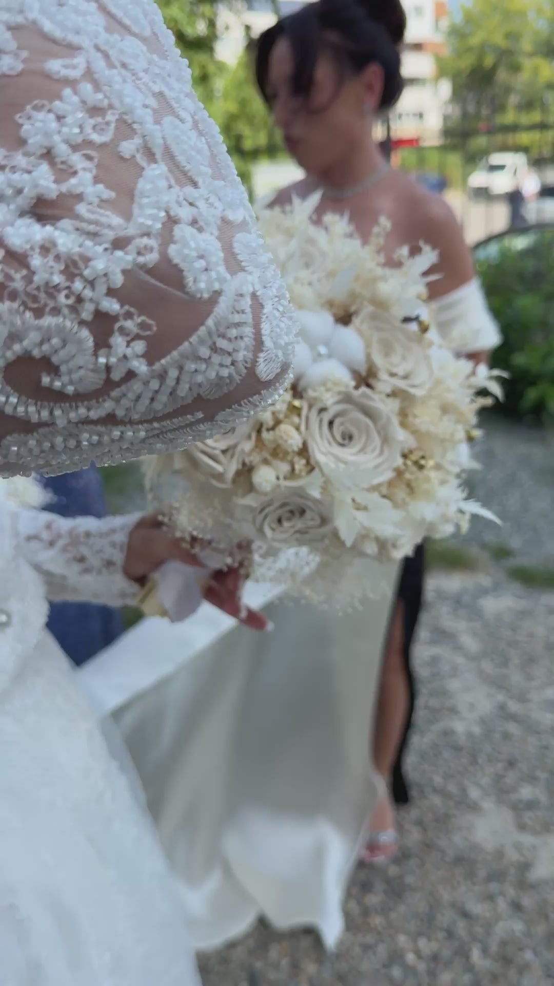 Dantela Couture Ivory geometriai mintával, gyöngyökkel és flitterekkel