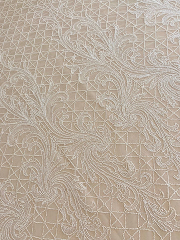 Dantela Ivory cu Model Geometric, cu Perle si Paiete